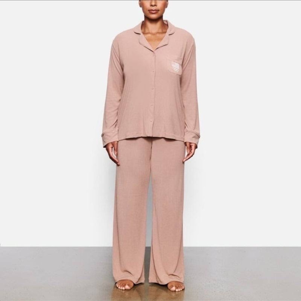 Skims team USA pajama set sienna size Large